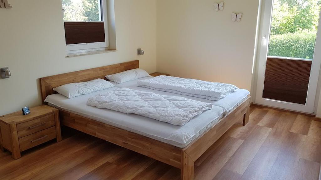 Ferienwohnung Seeblick Altefähr Exterior foto